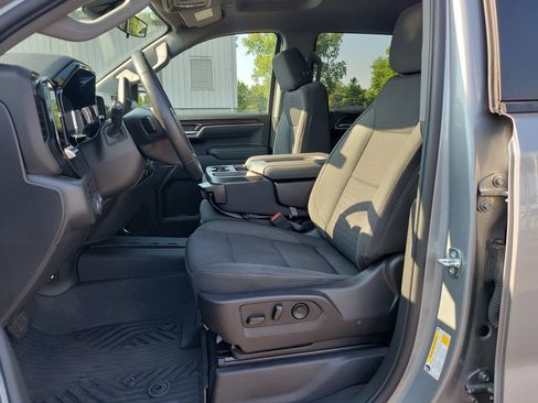 Used 2023 Chevrolet Silverado 1500 LT Trail Boss w/ Protection Package AWD/4WD image 20