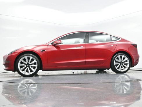 Used 2018 Tesla Model 3 Long Range image 41