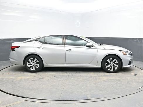 Used 2021 Nissan Altima 2.5 S image 8