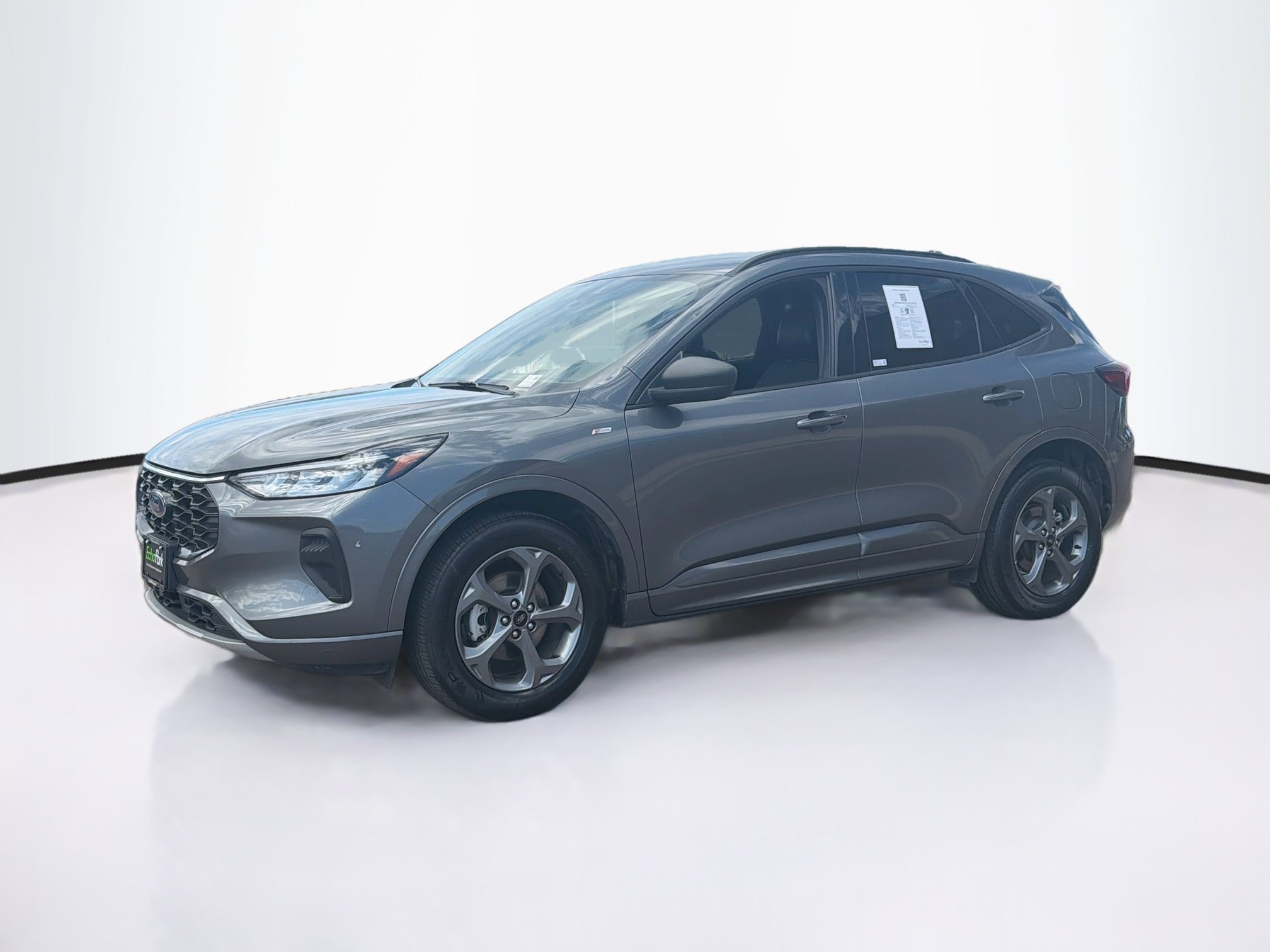 Used 2024 Ford Escape ST-Line AWD/4WD image 3