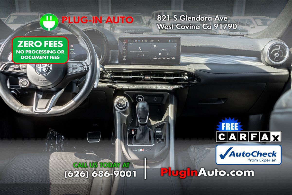 Used 2024 Alfa Romeo Tonale Veloce AWD/4WD image 17