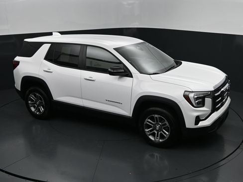 Used 2025 GMC Terrain Elevation AWD/4WD image 33