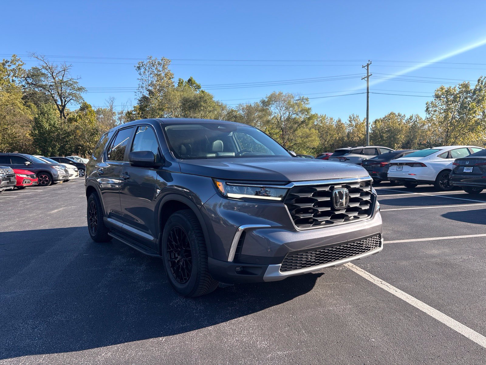 Used 2025 Honda Pilot EX-L image 10