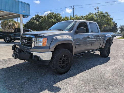 Used 2013 GMC Sierra 1500 SLE w/ Power Tech Package AWD/4WD image 8