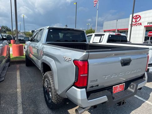 Used 2026 Toyota Tacoma TRD Sport AWD/4WD image 12