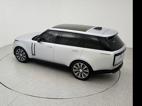 Certified 2023 Land Rover Range Rover SE AWD/4WD image 37