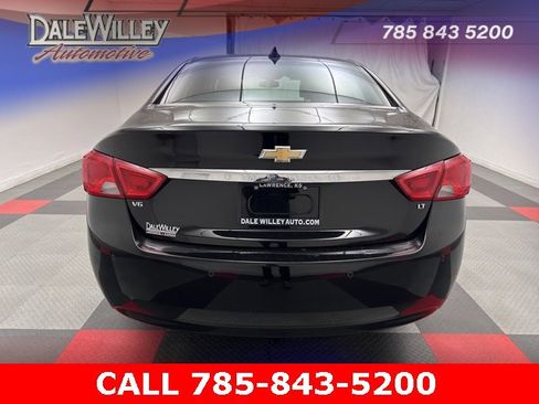 Used 2016 Chevrolet Impala LT w/ Convenience Package image 5
