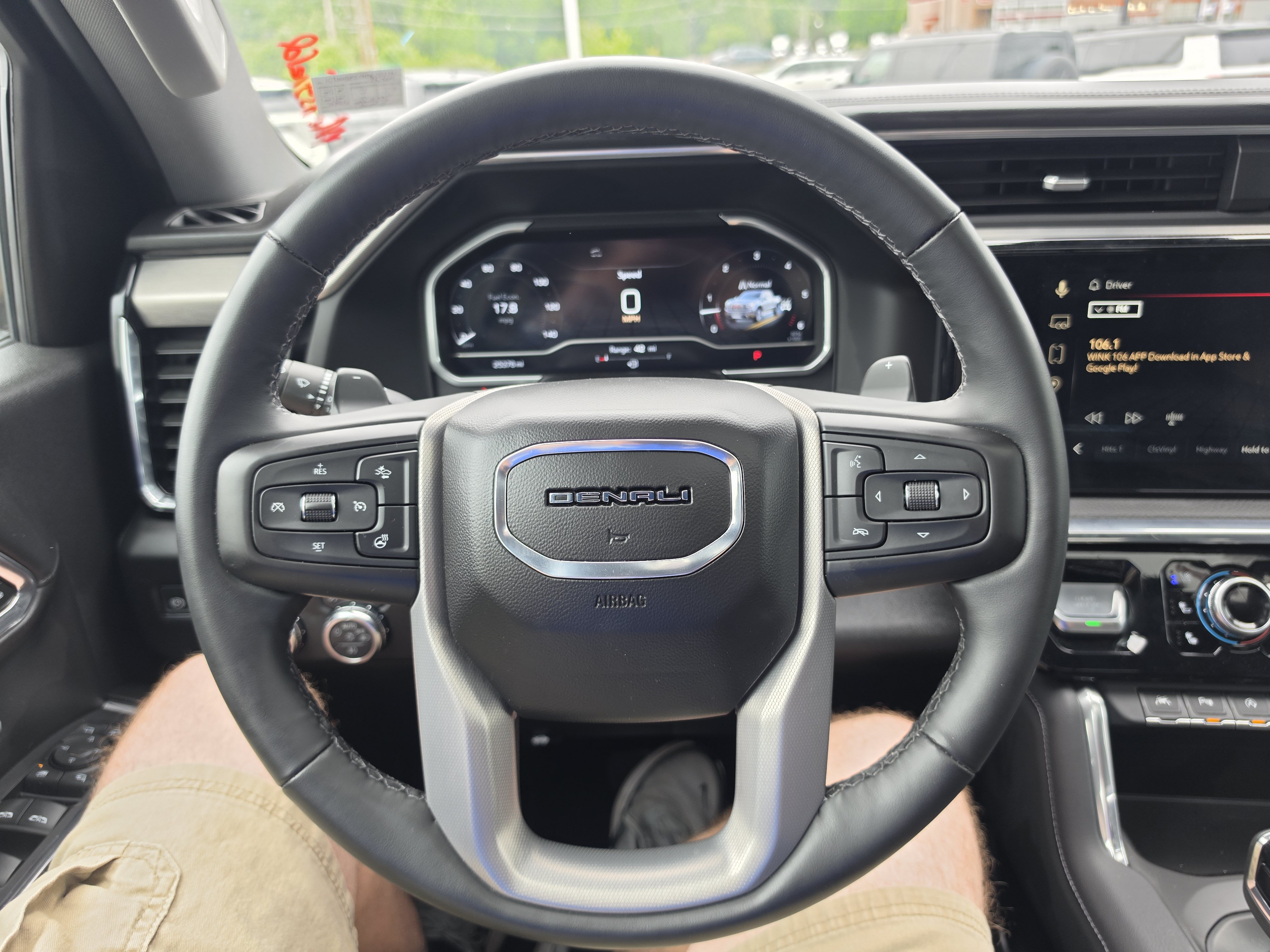 Used 2024 GMC Sierra 1500 Denali AWD/4WD image 22