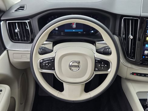 Used 2023 Volvo XC60 B5 Ultimate w/ Climate Package image 37