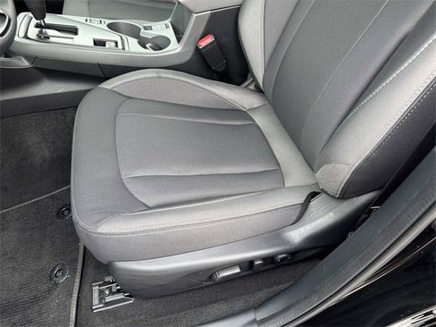 Used 2026 Subaru Crosstrek 2.0i Premium image 15