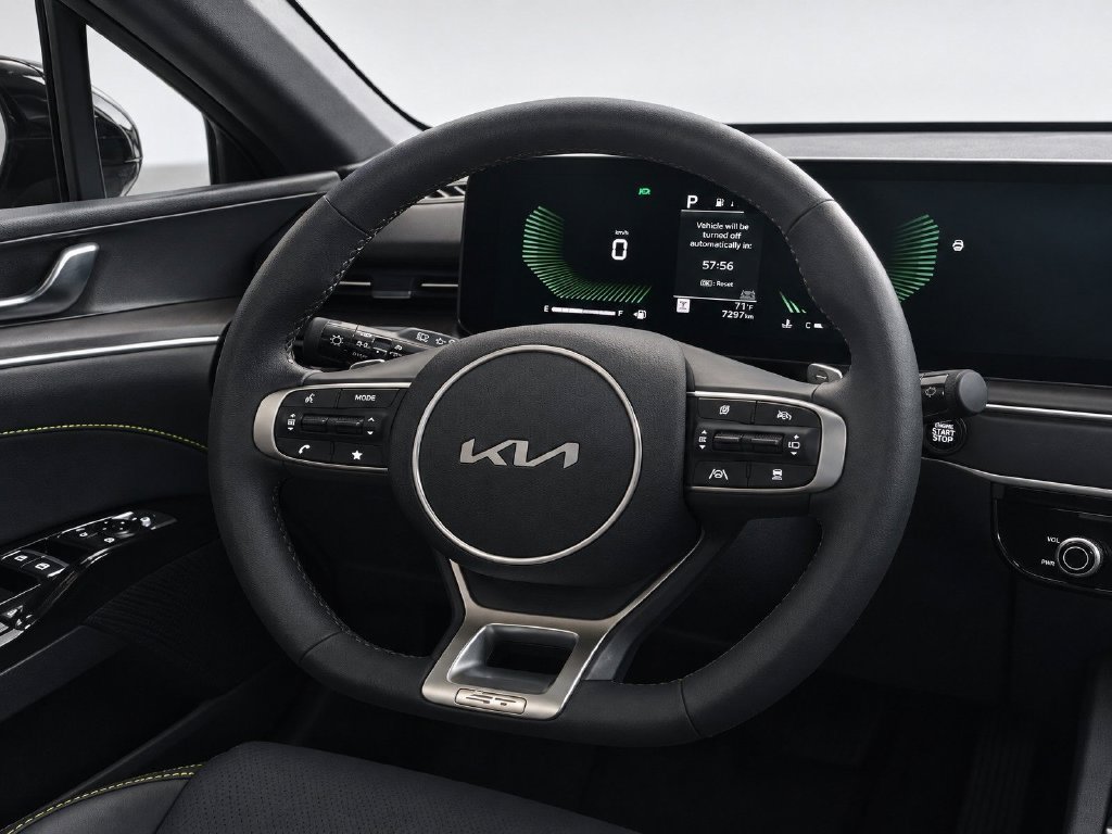 Certified 2026 Kia K5 GT FWD image 33