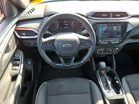 Used 2023 Chevrolet TrailBlazer RS w/ Sun and Liftgate Package AWD/4WD image 21