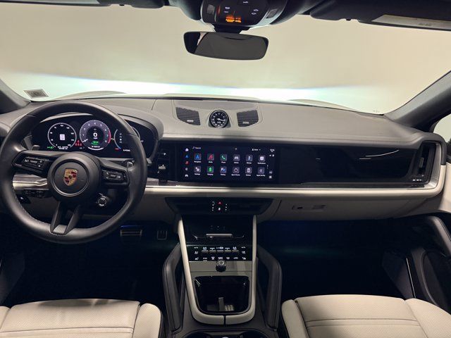 Certified 2024 Porsche Cayenne S AWD/4WD image 16