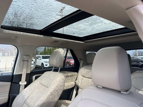 Certified 2023 Ford Explorer XLT w/ Equipment Group 202A AWD/4WD image 22