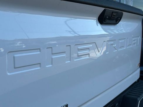 Used 2024 Chevrolet Silverado 2500 LT image 50