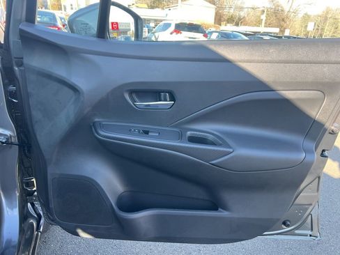 New 2025 Nissan Versa SV image 40