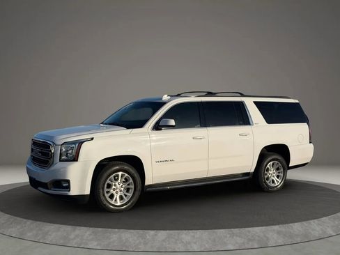 Used 2019 GMC Yukon XL SLT w/ Open Road Package image 2