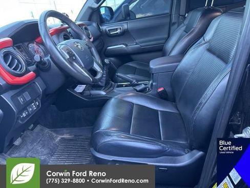 Used 2020 Toyota Tacoma TRD Off-Road w/ TRD Premium Off Road Package image 10