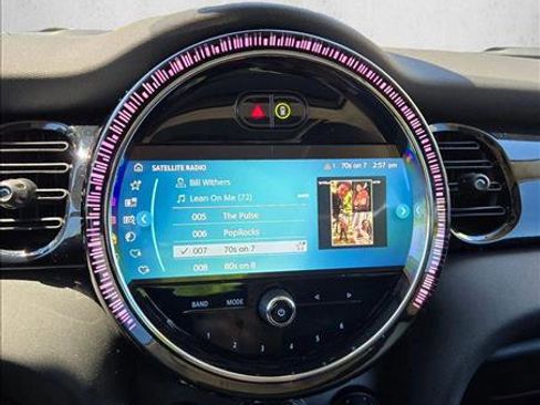 Certified 2024 MINI Cooper SE image 10