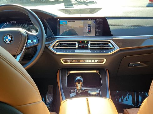 Used 2023 BMW X5 xDrive40i w/ Premium Package image 17