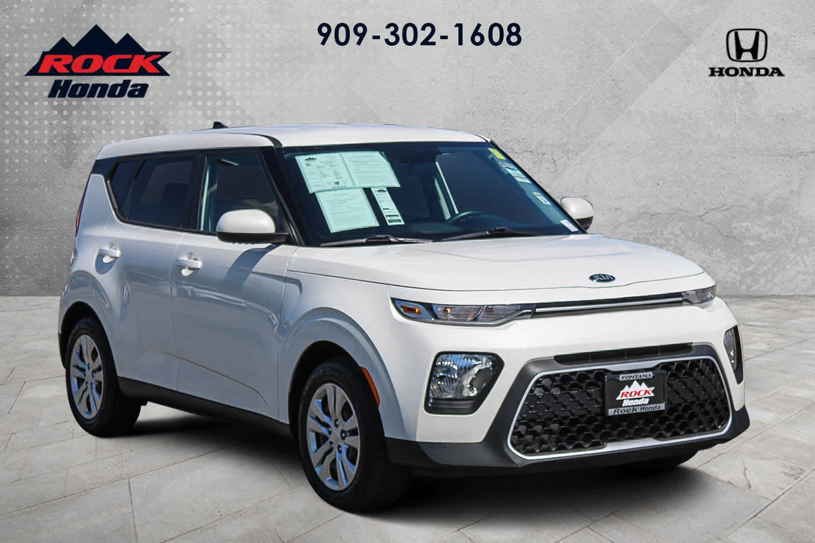 Used 2021 Kia Soul LX FWD image 3