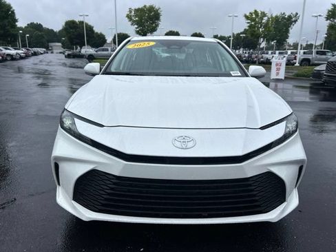 Used 2025 Toyota Camry LE FWD image 2