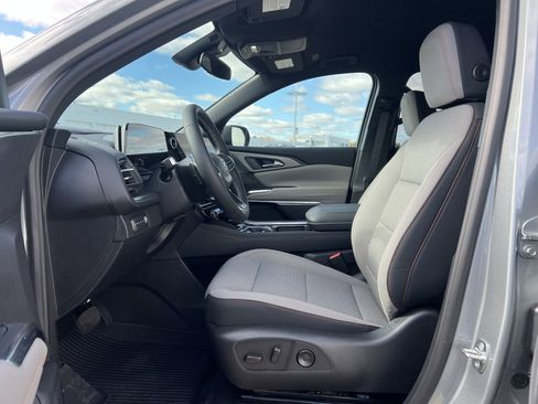 New 2026 Chevrolet Traverse LT w/ Midnight/Sport Edition image 4