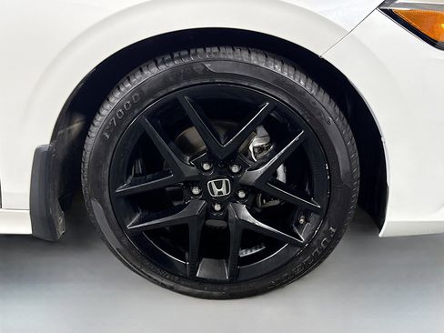 Used 2023 Honda Civic Sport image 32