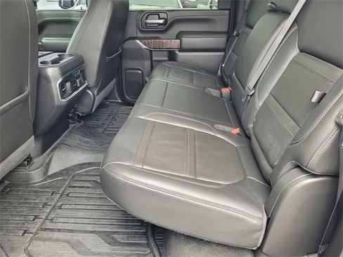 Used 2020 GMC Sierra 2500 Denali w/ Denali Ultimate Package image 15