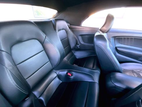 Used 2015 Ford Mustang Premium RWD image 15