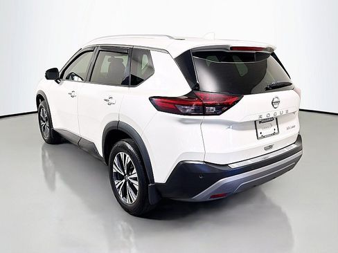 Used 2021 Nissan Rogue SV w/ Premium Package AWD/4WD image 5