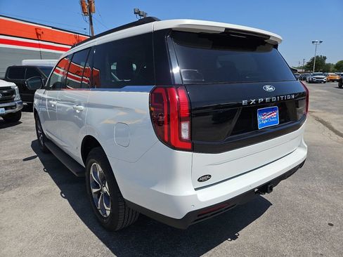 New 2027 Ford Expedition Active RWD image 9