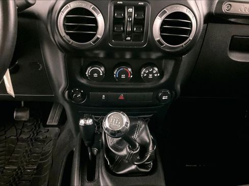 Used 2017 Jeep Wrangler Unlimited Sport w/ Quick Order Package 23S image 15