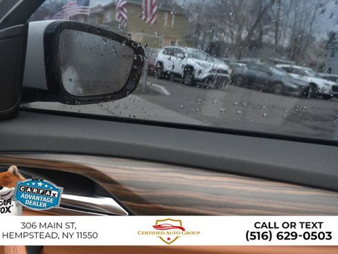 Used 2023 BMW 530e w/ M Sport Package image 21