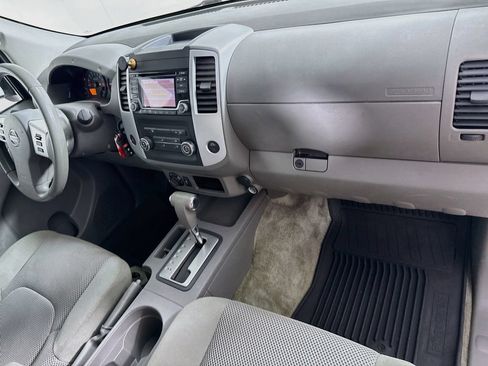 Used 2016 Nissan Frontier SV AWD/4WD image 25