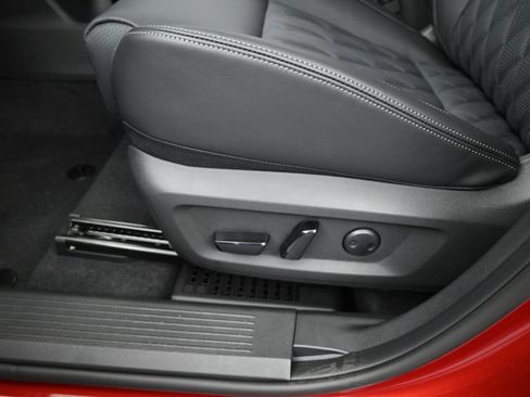 New 2026 Nissan Rogue Platinum w/ Platinum Premium Package image 11