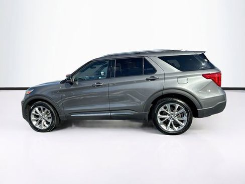Certified 2021 Ford Explorer Platinum w/ Equipment Group 601A image 4