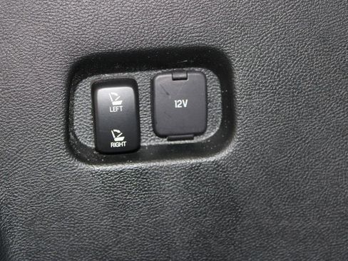 Used 2021 Ford Edge SEL FWD image 35