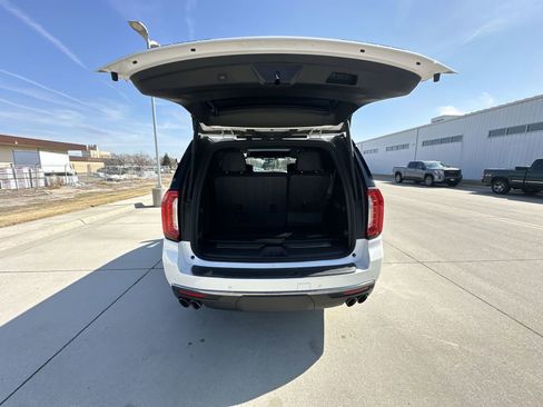 Used 2024 GMC Yukon Denali Ultimate image 27