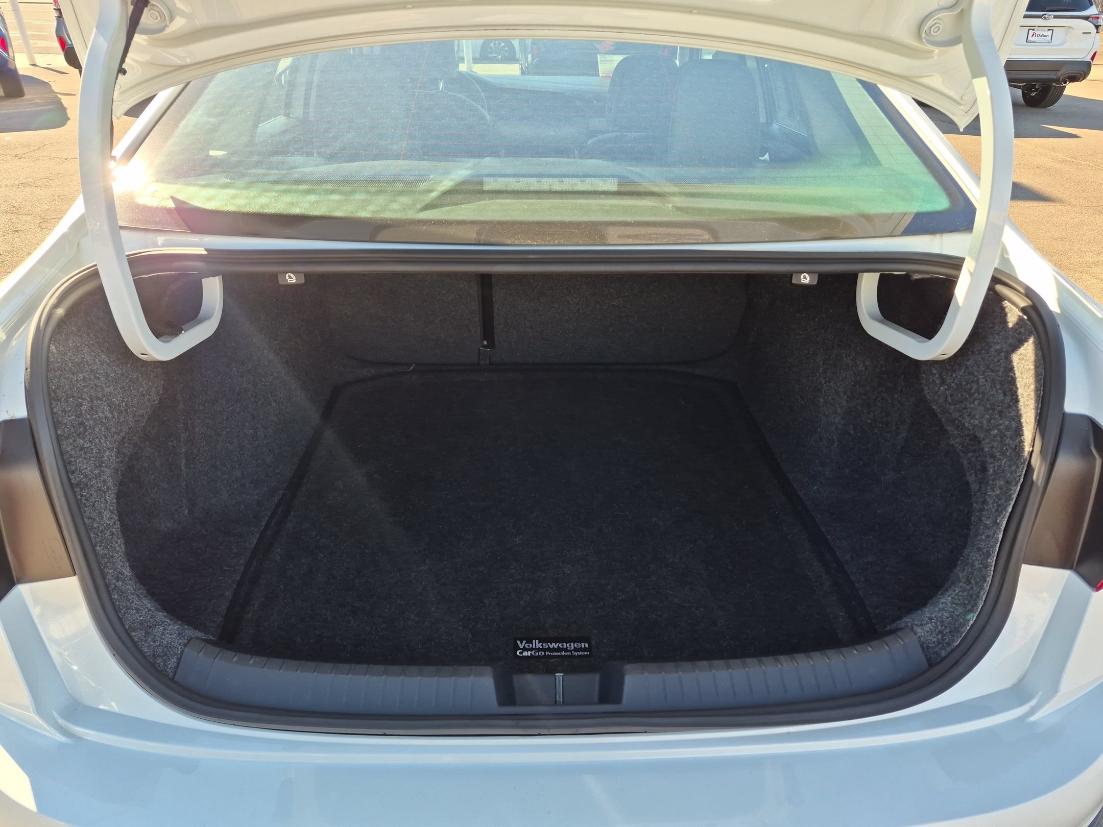 Used 2022 Volkswagen Jetta SE FWD image 24