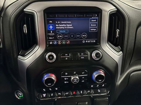 Used 2020 GMC Sierra 2500 SLT w/ SLT Premium Plus Package AWD/4WD image 19