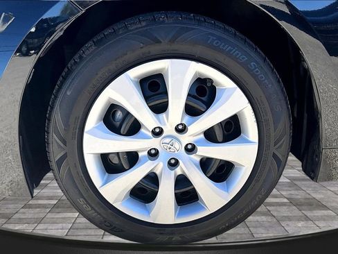 Used 2024 Toyota Corolla LE image 34