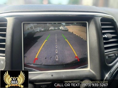 Used 2015 Jeep Grand Cherokee SRT w/ Trailer Tow Group IV AWD/4WD image 14
