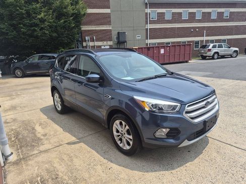 Used 2018 Ford Escape SEL AWD/4WD image 8