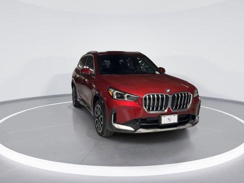 New 2026 BMW X1 xDrive28i w/ Convenience Package image 2