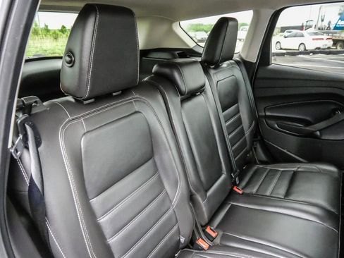 Used 2017 Ford Escape Titanium FWD image 20
