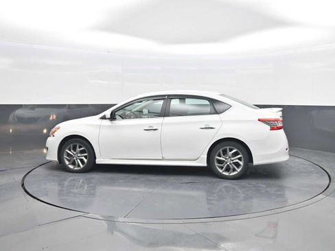 Used 2014 Nissan Sentra SR w/ SR Driver Package FWD image 5