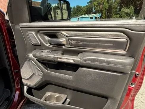 Used 2019 RAM 1500 Limited AWD/4WD image 10