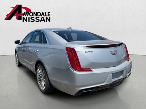 Used 2019 Cadillac XTS Luxury FWD image 3
