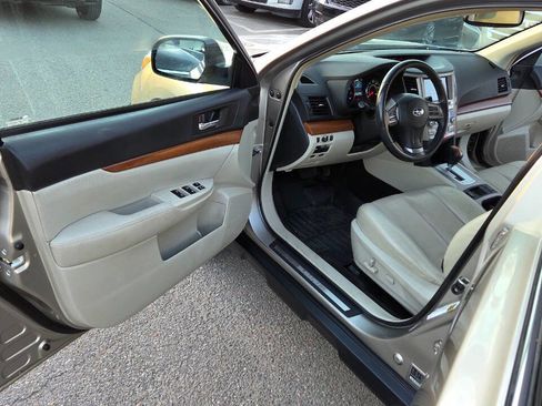 Used 2014 Subaru Outback 2.5i Limited image 26